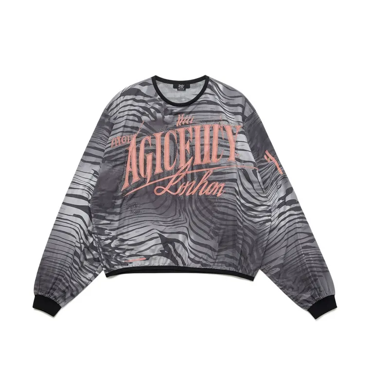 a-styled-clothing-against-a-white-backgr_anrtIwJZUMe1ju-6P-Nmmw_yItIU-NPRdue0U4_PCqLcw.png