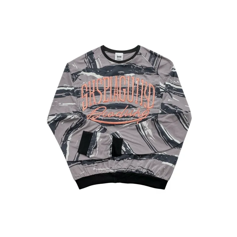 a-styled-clothing-against-a-white-backgr_gyOCNrGNXdaywkwH_SV0yg_rQJtNGOcTlW7qxJ7k-1FBQ.png