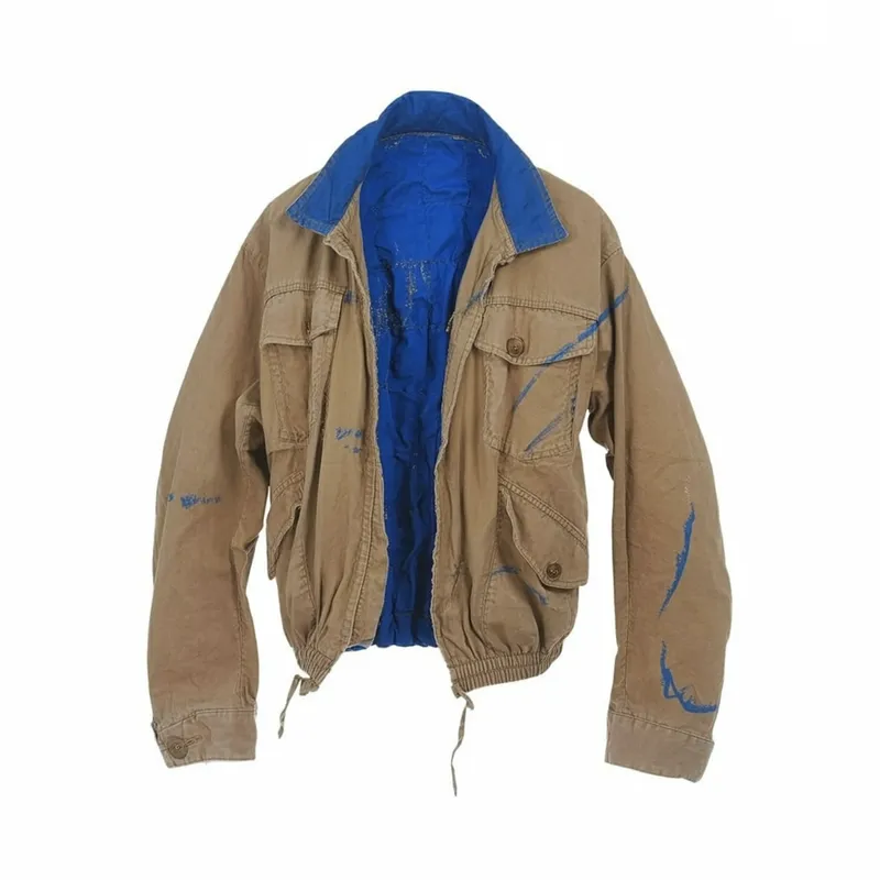 a-styled-clothing-against-a-white-backgr_F7zf82djXQ2blroD2Dv5eg_3nLtGcnzQSWFtnzwMsztHA.png
